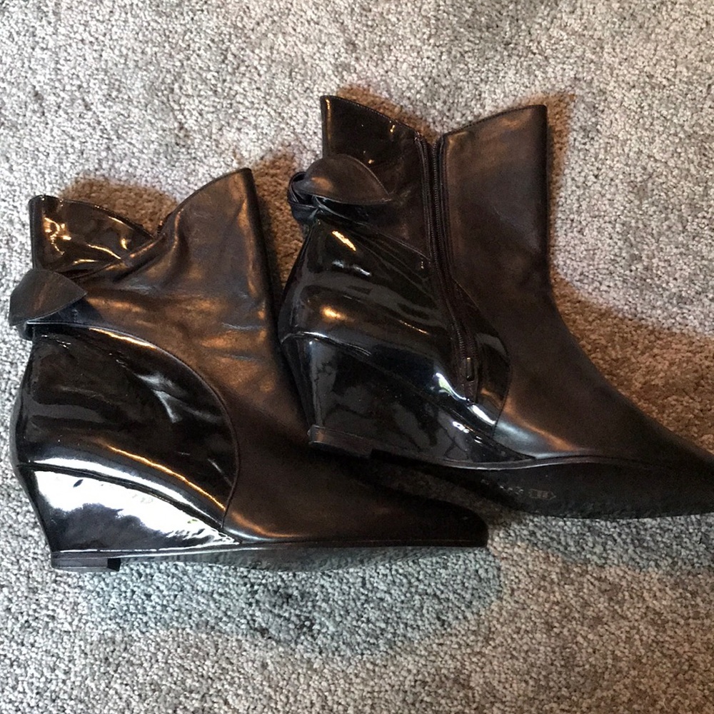 Women’s vero Cuoio boots size 9 or 42 Italy